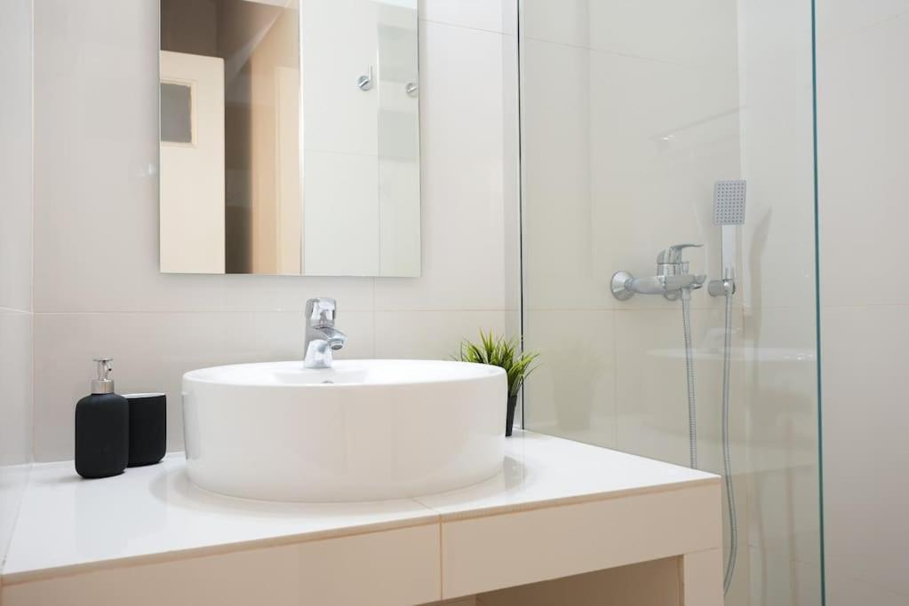 Syntagma Square, 70Sqm Pentelis Sunny Apartment Atena Exterior foto